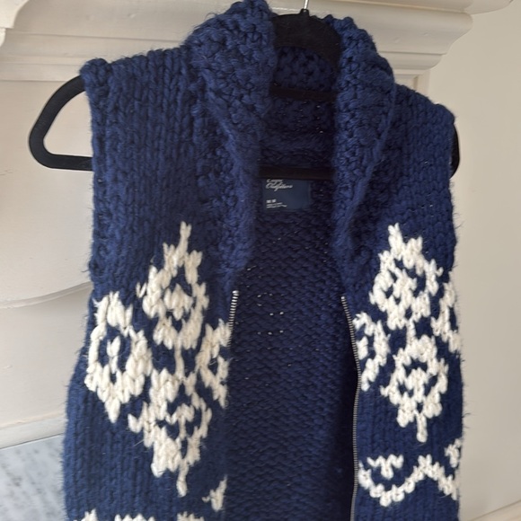 Vintage American Eagle chunky knit sweater vest. - Picture 2 of 4